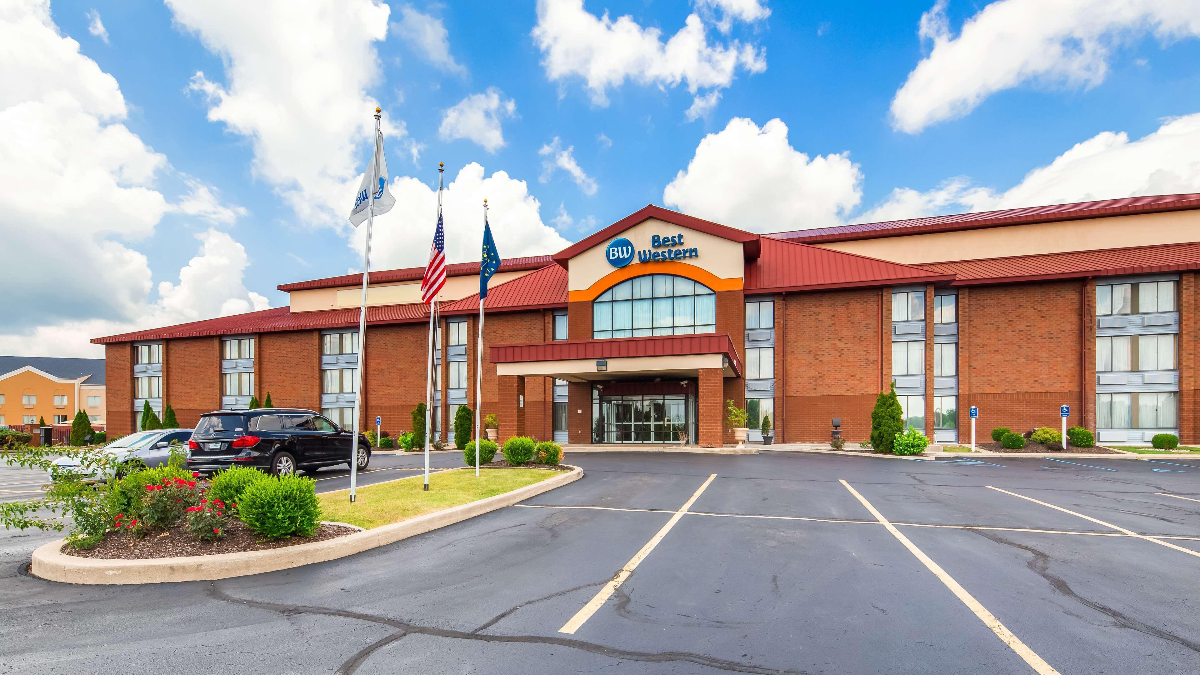 Best Western Luxbury Inn Fort Wayne Buitenkant foto