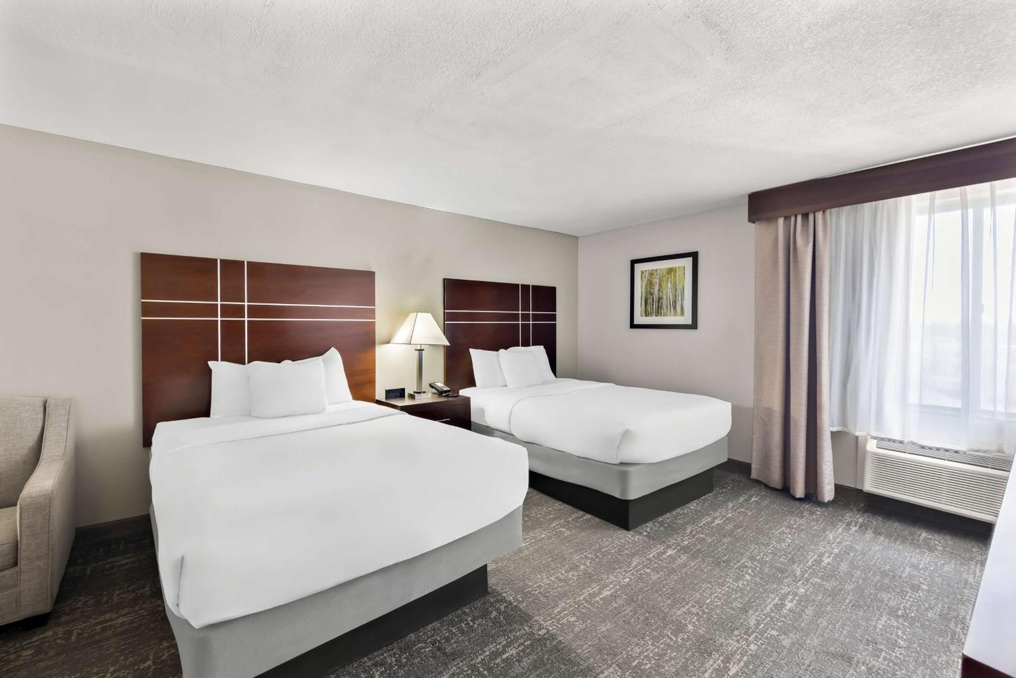 Best Western Luxbury Inn Fort Wayne Buitenkant foto