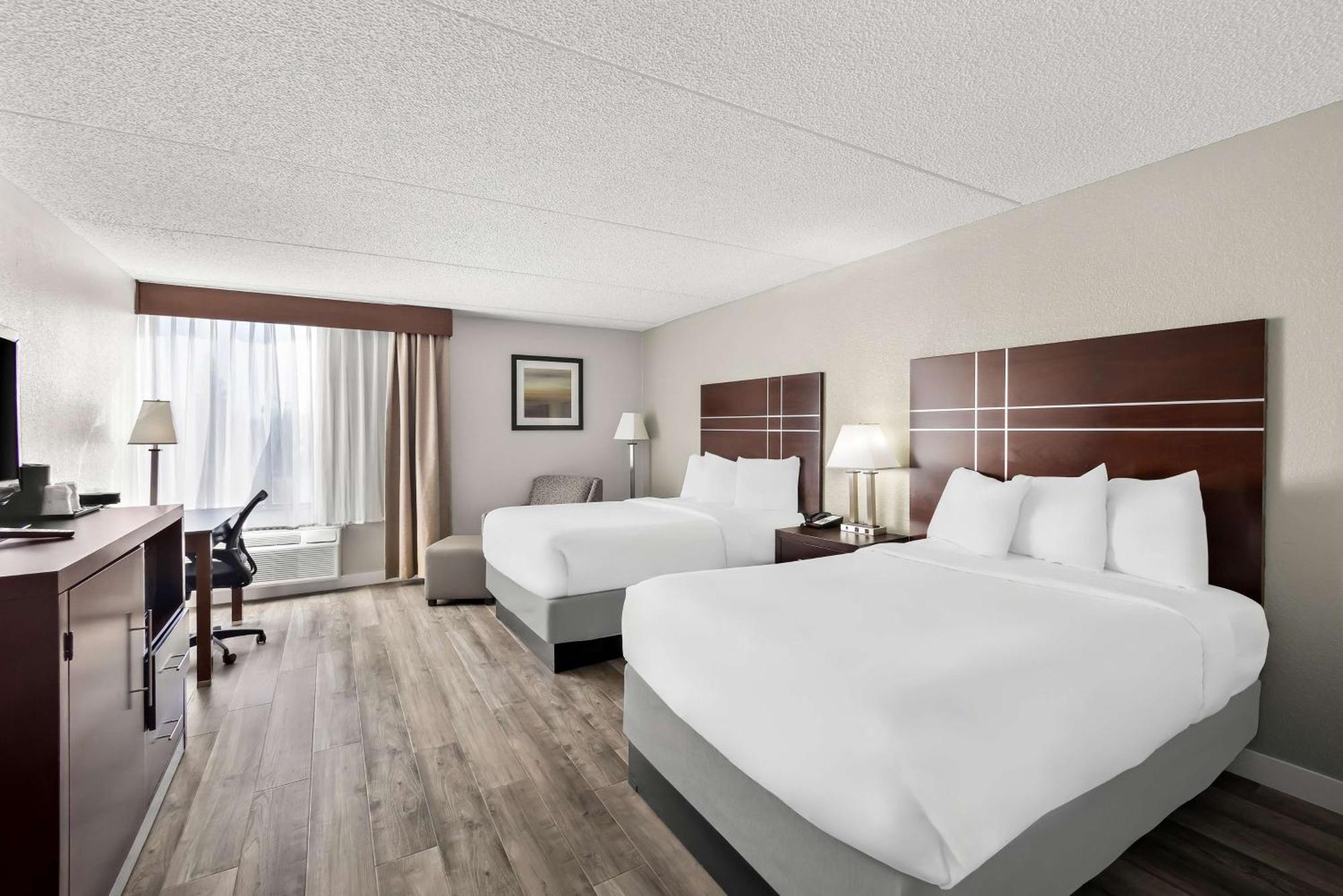 Best Western Luxbury Inn Fort Wayne Buitenkant foto