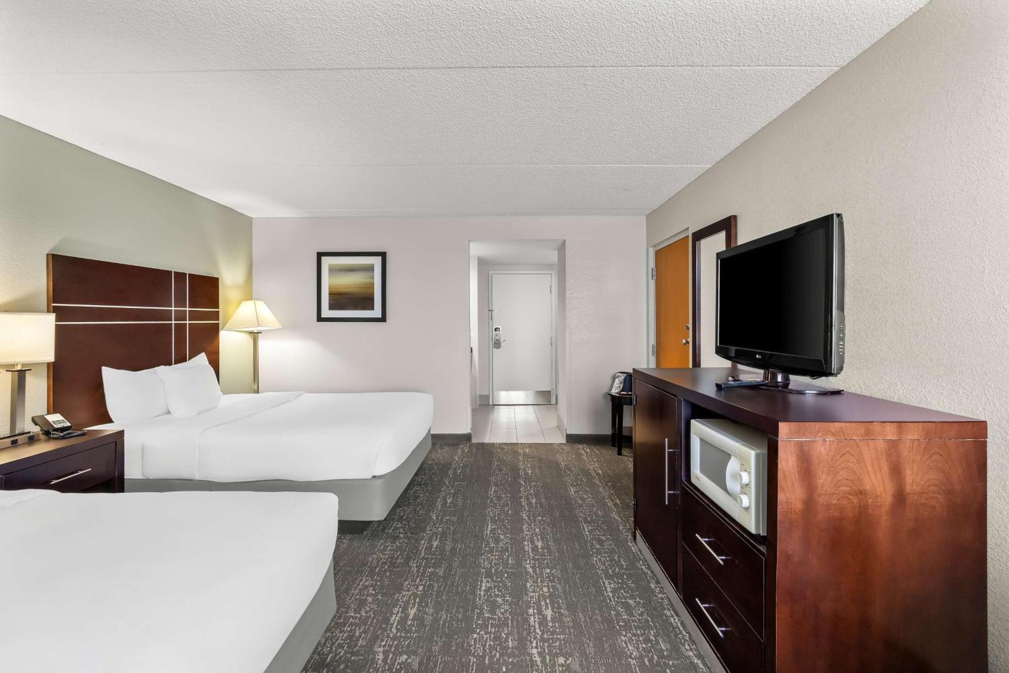 Best Western Luxbury Inn Fort Wayne Buitenkant foto