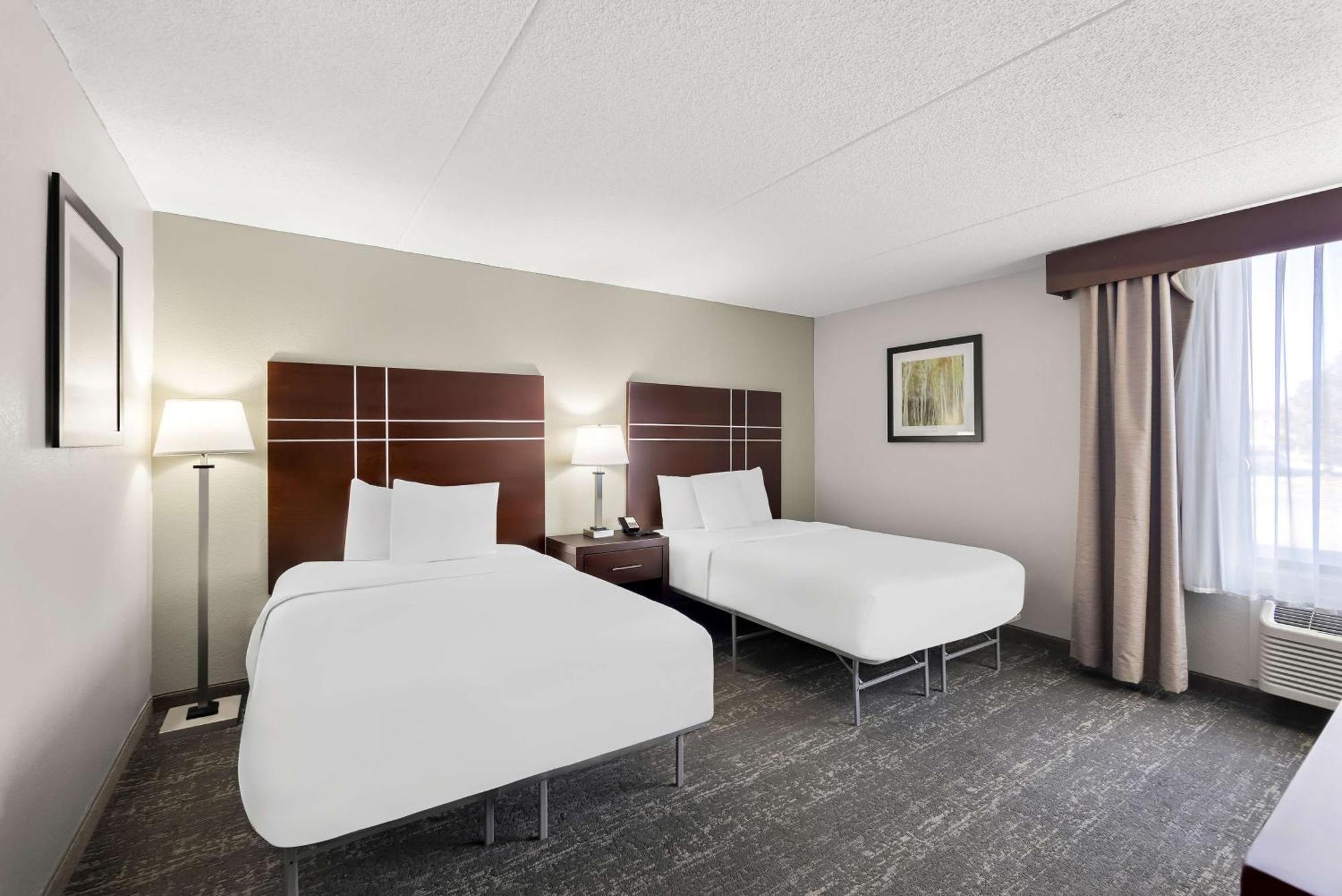 Best Western Luxbury Inn Fort Wayne Buitenkant foto