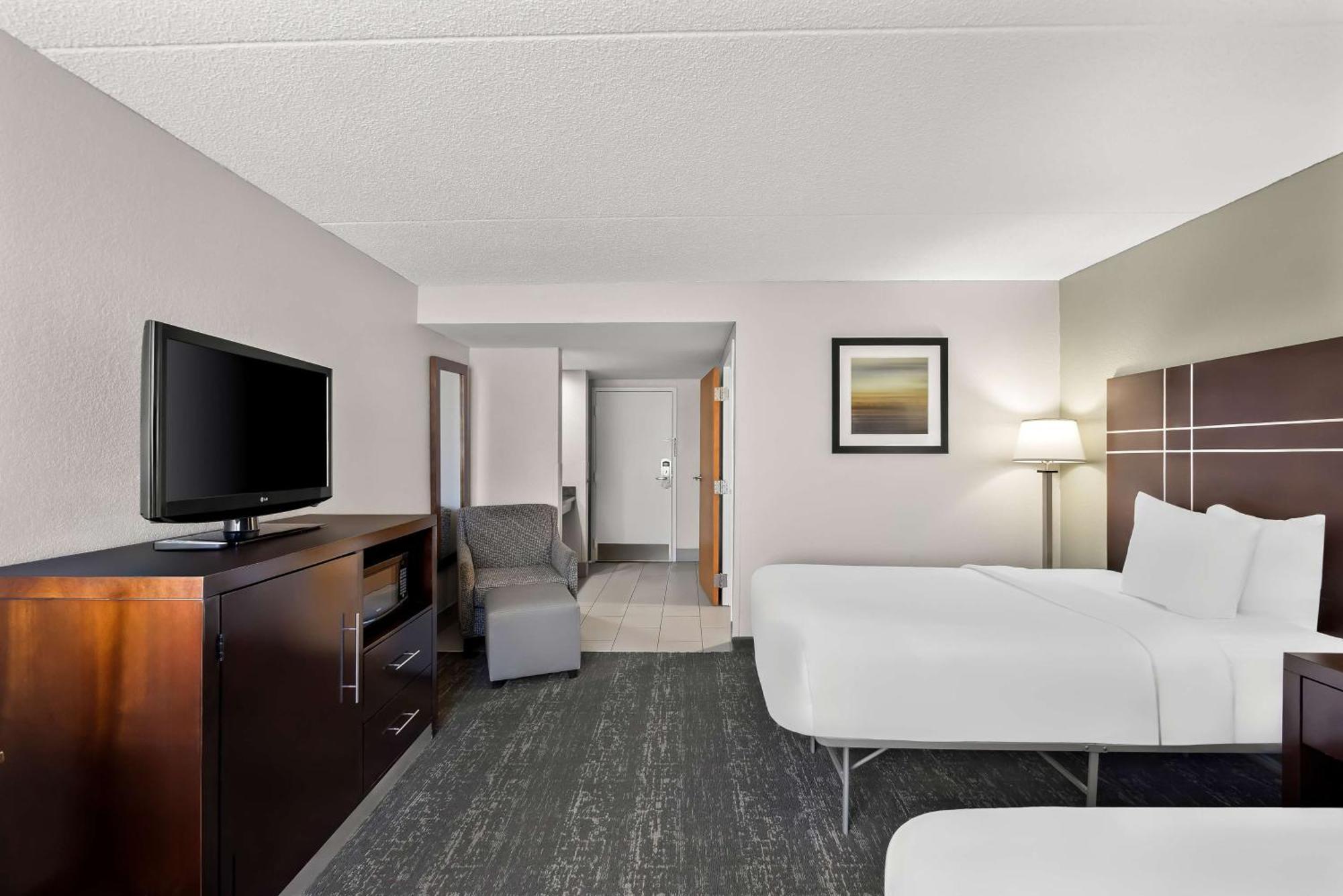 Best Western Luxbury Inn Fort Wayne Buitenkant foto