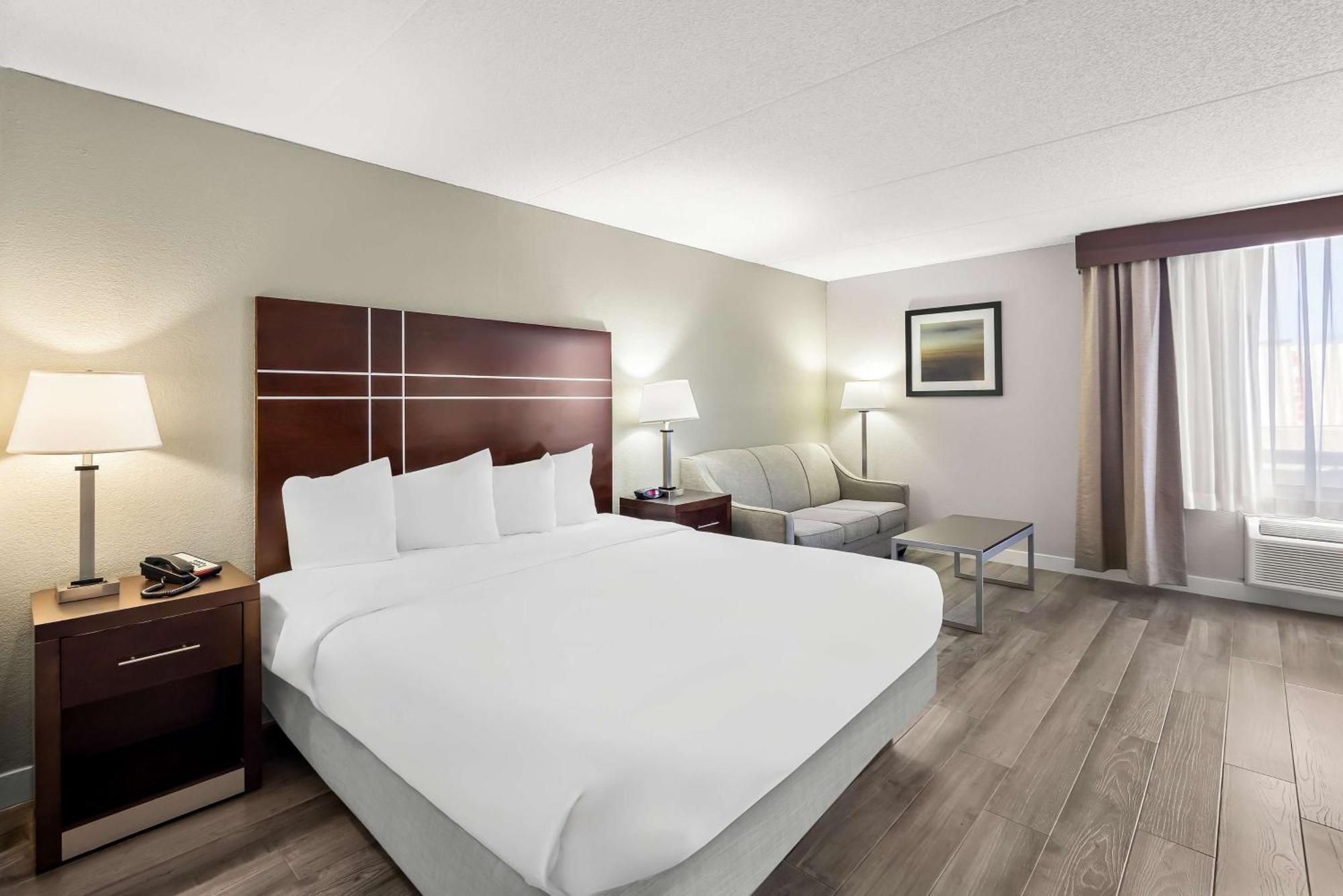 Best Western Luxbury Inn Fort Wayne Buitenkant foto